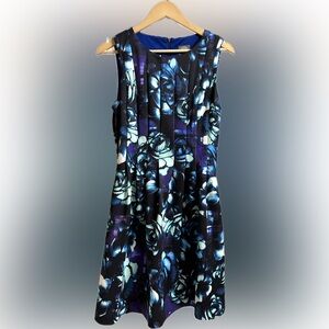 Vince Camuto Sleeveless Fit & Flare Dress | 10 | Blue floral